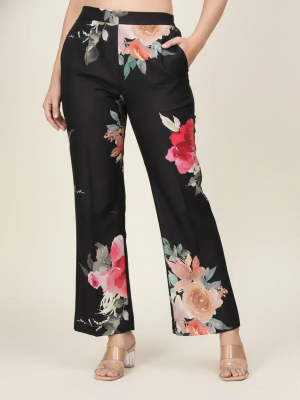 Black_Floral_Printed_Shirt_And_Trousers_Co-Ord_Set_For_Women