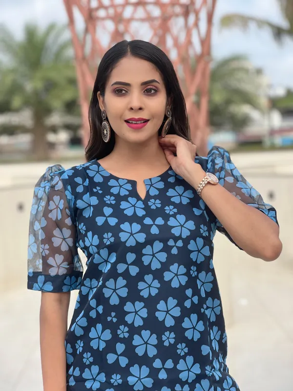 Blue_Floral_Print_Straight_Kurta_For_Women