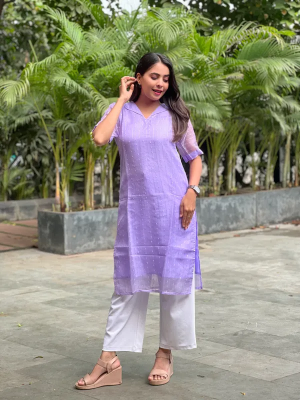 Lavender_Straight_Kurta_For_Women