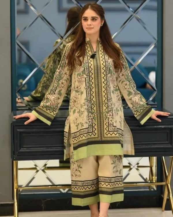 Beige_Floral_Printed_Kurta_Co-Ord_Set_For_Women