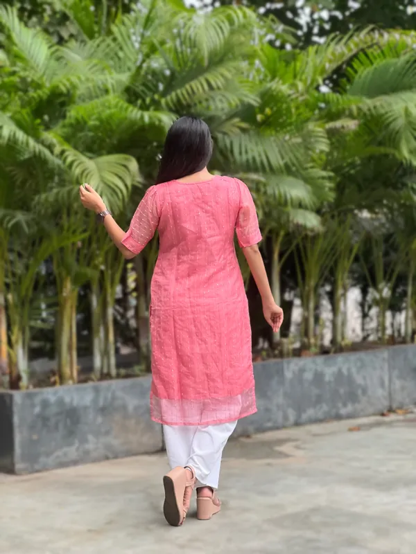 Pink_Straight_Kurta_For_Women