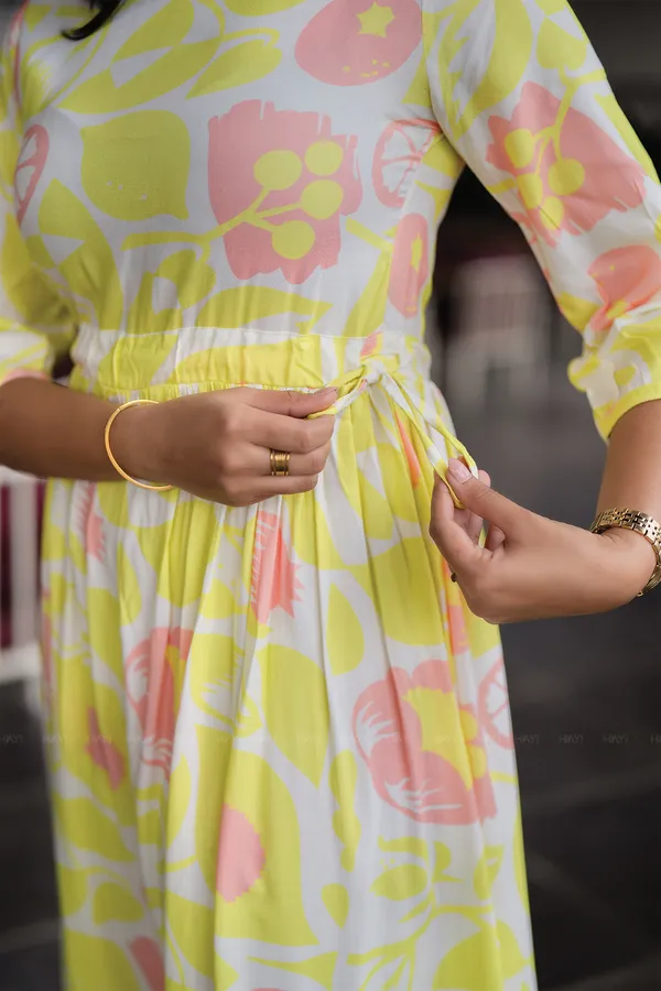 Yellow_Floral_Print_Gathered_Waist_Midi_Dress_For_Women
