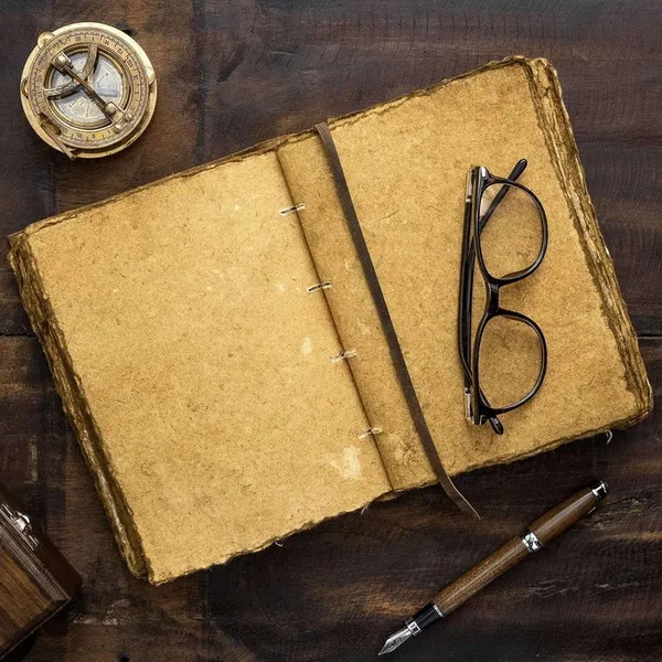 Handmade_Antique_Dark_Brown_100%_Genuine_Buffalo_Leather_Journal_With_Deckle_Edge_Paper_For_Writing_&_Sketching_-_Cross-Laced_Spine_Details_With_Wrap-Around_Tie_Strap,_200_Unruled_Pages,_Portable_7X5_Inch_Diary_For_Men_&_Women
