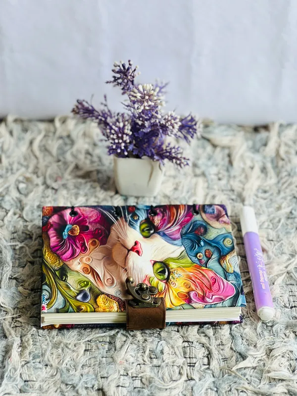 Psychedelic_Floral_Cat_Hardbound_Lock_Diary_200_Unruled_Pages_7X5_In
