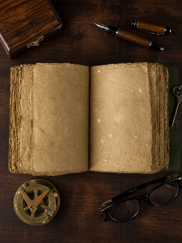Handmade_Vintage_Olive_Green_100%_Genuine_Buffalo_Leather_Journal_With_Antique_Deckle_Edge_Paper_For_Writing_&_Sketching_-_Antique_Brass_Skeleton_Key_&_Leather_Wrap_Strap,_200_Unruled_Pages,_Portable_7X5_Inch_Hand-Stitched_Diary_For_Men_&_Women
