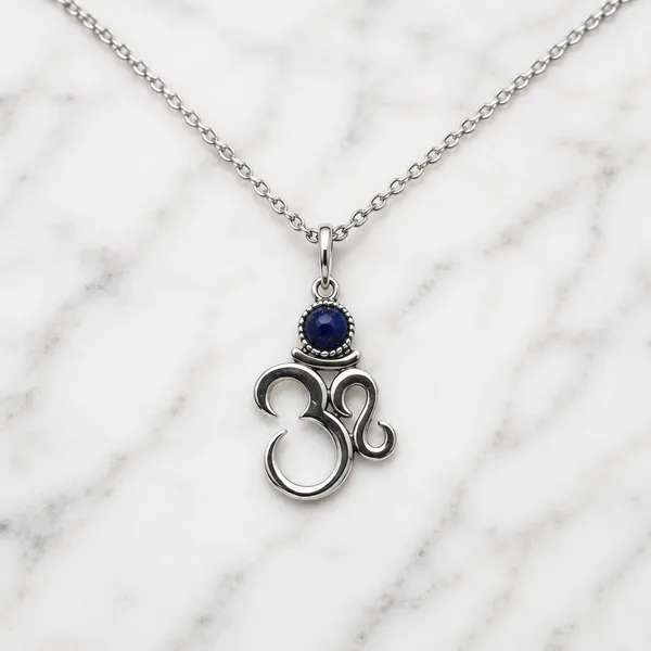 Silver_Om_Chain_Pendant_Necklace_For_Women