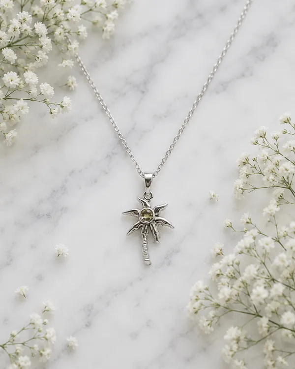 Silver_Sun_Pendant_Chain_Necklace_For_Women