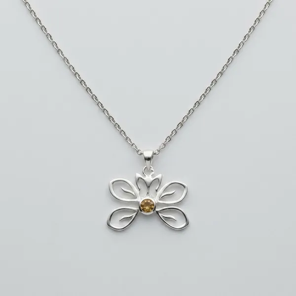 Silver_Floral_Chain_Pendant_Necklace_For_Women