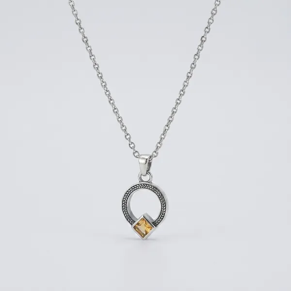 Silver_Tone_Geometric_Circular_Pendant_Necklace_For_Women