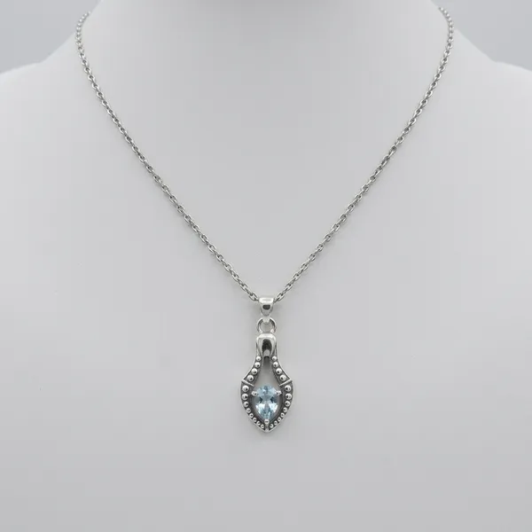 Silver_Blue-Green_Stone_Teardrop_Chain_Pendant_Necklace_For_Women