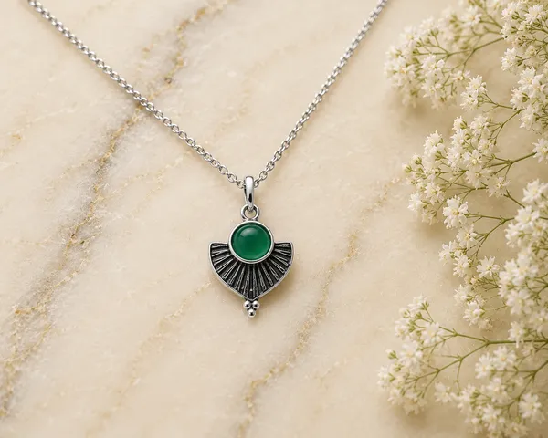 Green_Silver_Stone_Chain_Pendant_Jewellery_For_Women