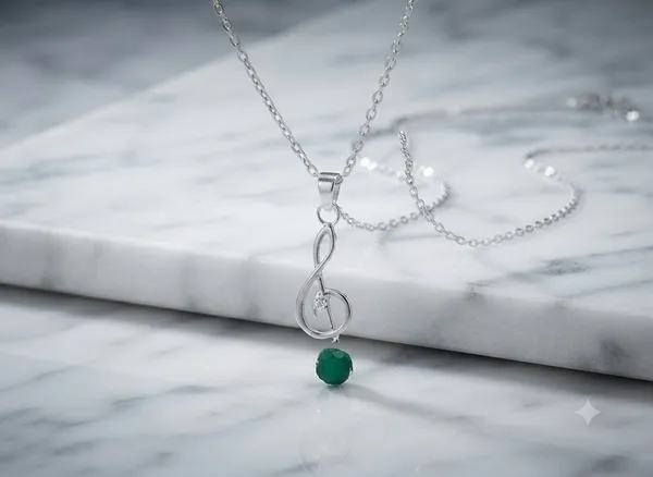 Silver_Musical_Note_Chain_Pendant_Necklace_For_Women