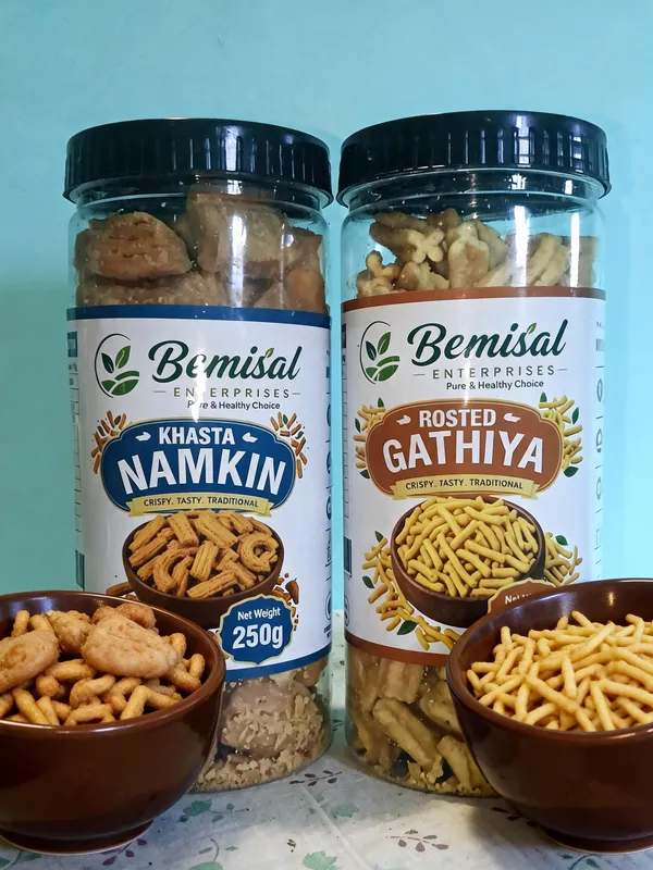 Khasta_Namkeen_And_Roasted_Gathiya_Combo_Pack_Of_2