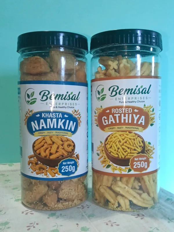 Khasta_Namkeen_And_Roasted_Gathiya_Combo_Pack_Of_2