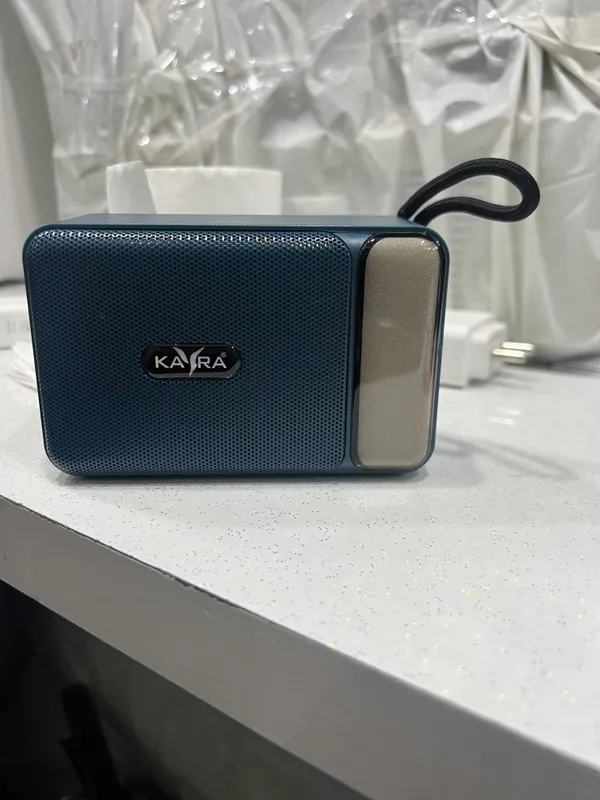 Blue_Portable_Tooth_Speaker_With_Carrying_Loop