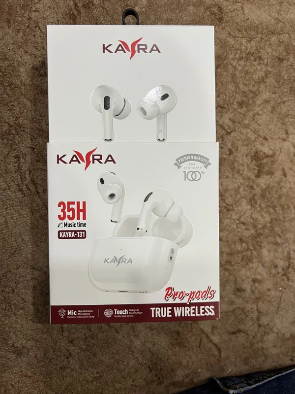 White_Pro_Pods_True_Wireless_Earbuds_With_Charging_Case
