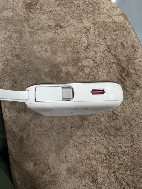 White_Usb_And_C_Portable_Power_Bank