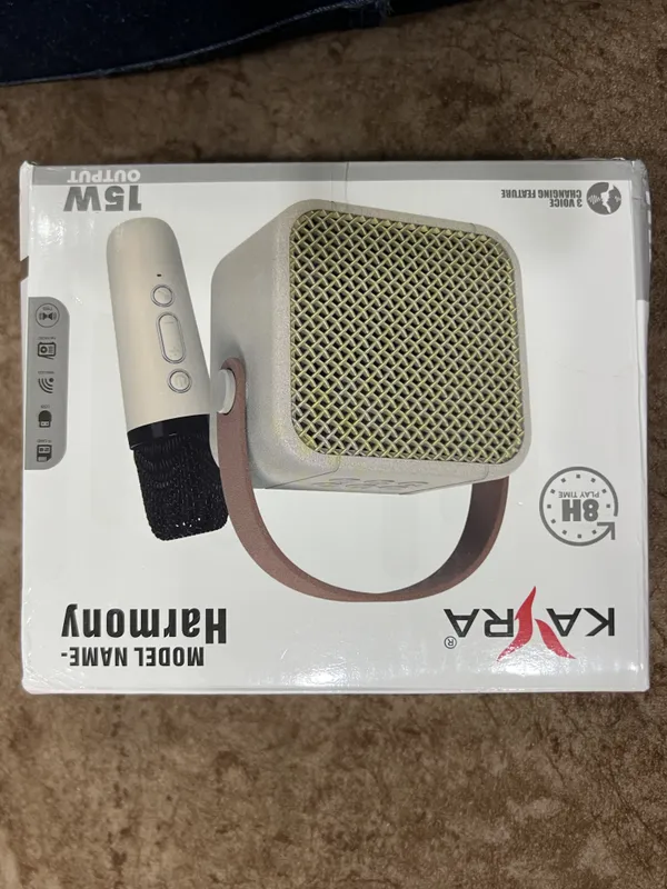Cream_Harmony_15W_Tooth_Speaker_With_Wireless_Microphone