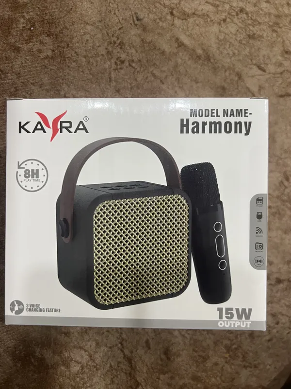 Cream_Harmony_15W_Tooth_Speaker_With_Wireless_Microphone