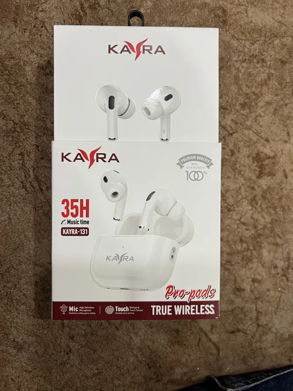 White_Pro_Pods_True_Wireless_Earbuds_With_Charging_Case