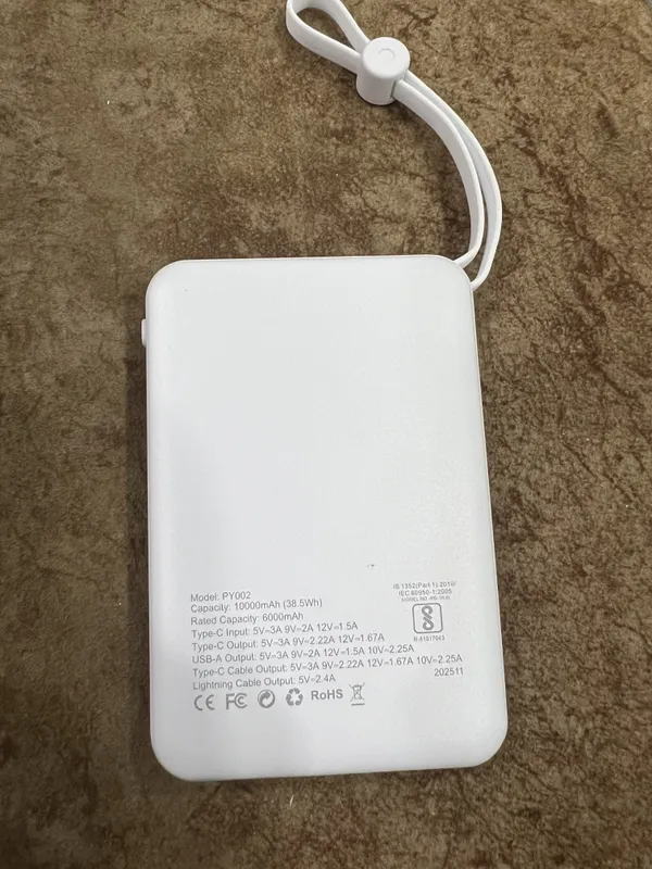White_10000Mah_Power_Bank_With_Built_And_In_Lightning_Cable