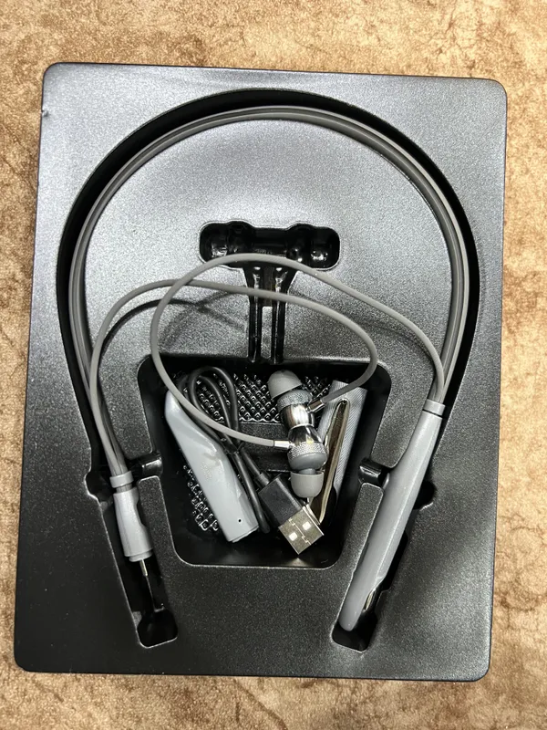 Grey_Delta_Tooth_5.4_Wireless_Neckband_Earphones