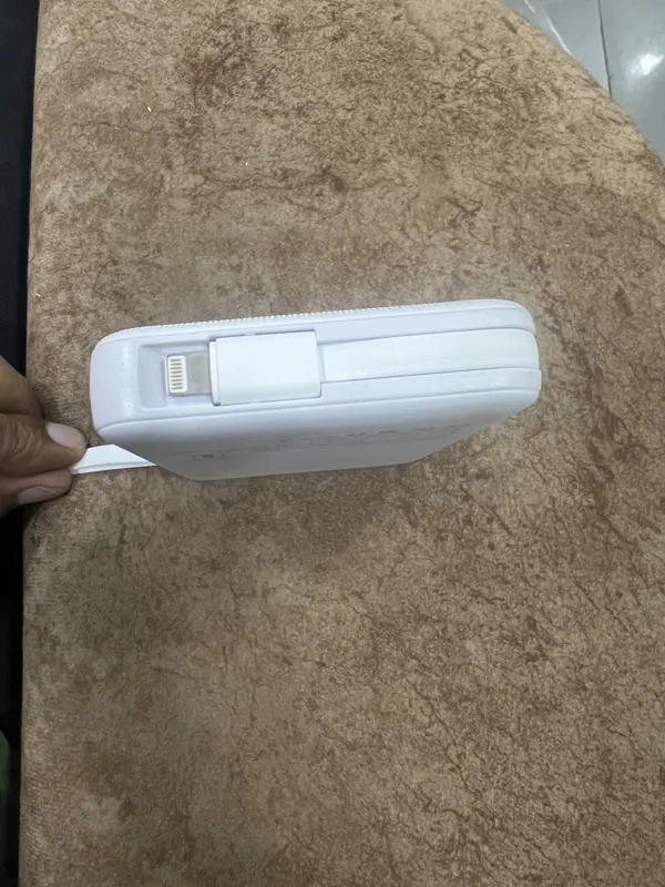 White_Power_Bank_With_Built_And_In_Lightning_Connector