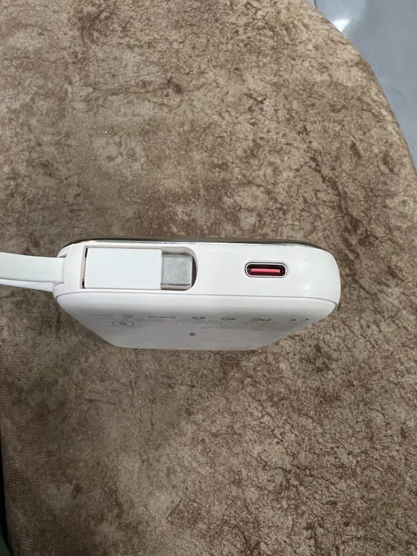 White_Usb_And_C_Portable_Power_Bank