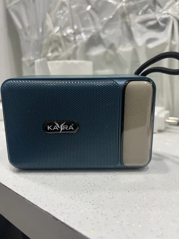 Blue_Portable_Tooth_Speaker_With_Carrying_Loop