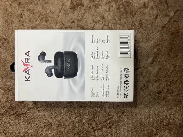 Black_Propods_And_151_Wireless_Earbuds_With_Charging_Case