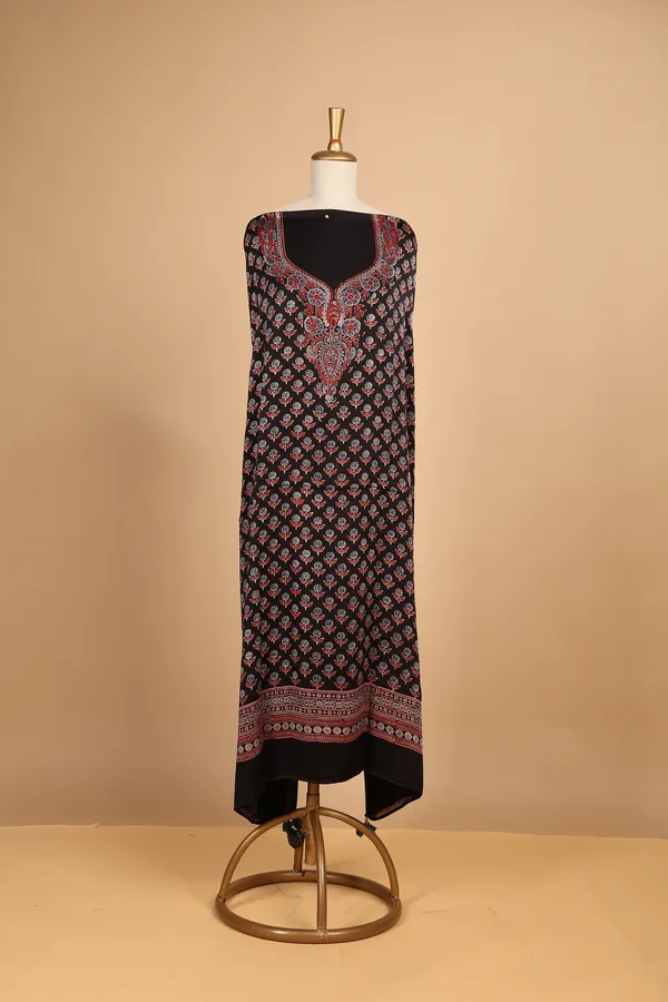 Black_Silk_Printed_Unstitched_Kaftan_For_Women