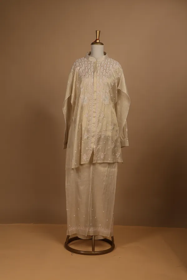 Cream_Mul_Cotton_Embroidered_Semi-Stitched_Co-Ord_Set_For_Women