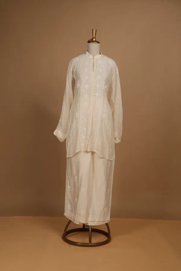 White_Embroidered_Straight_Kurta_Pajama_for_Men