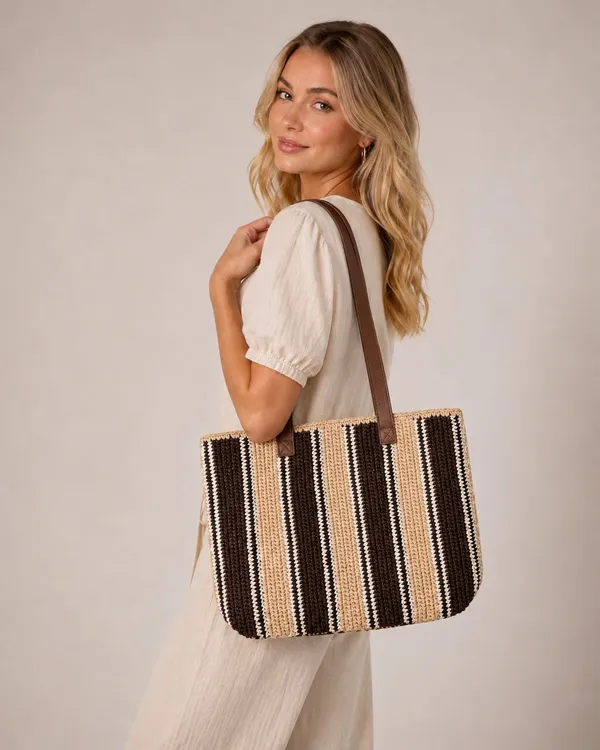 handbag_for_ladies_with_brown_lining_
