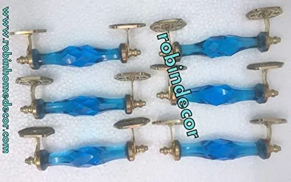 Glass_Door_Handle_With_Brass_Puller