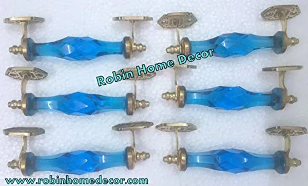 Glass_Door_Handle_With_Brass_Puller
