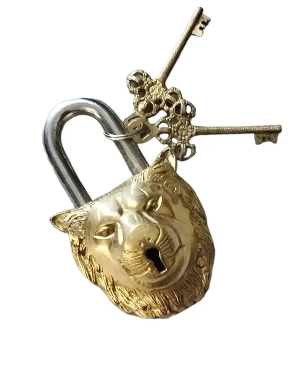 Brass_Padlock_With_Keys