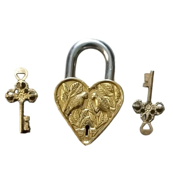 Heart_Shape_Padlock_With_Keys