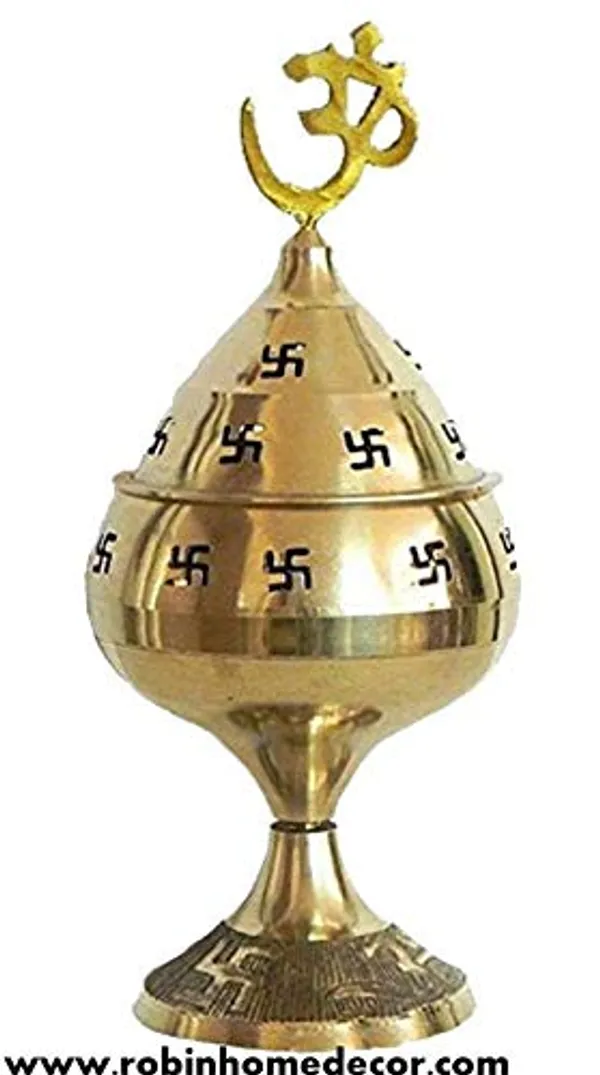 Brass_Oil_Lamp_With_Stand_And_Cover