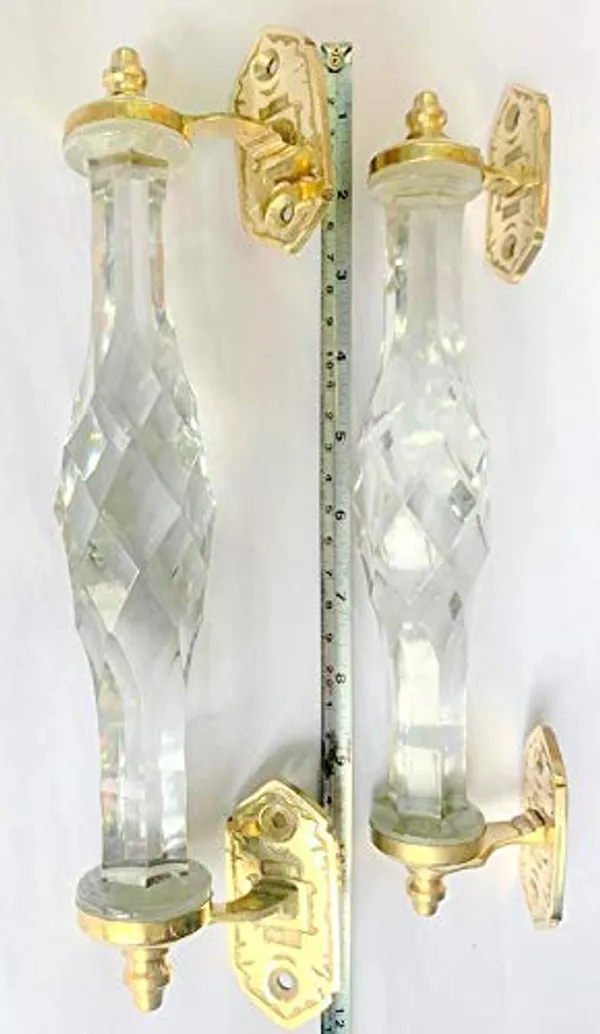 Glass_Door_Handle_With_Brass_Mounting_Let_Me_Reconsider_I_Should_Remove_The_Material_Specifics_And_Focus_On_The_Core_Product_Type_Glass_Door_Handle