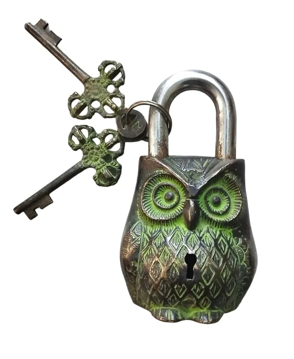 Brass_Padlock_With_Keys