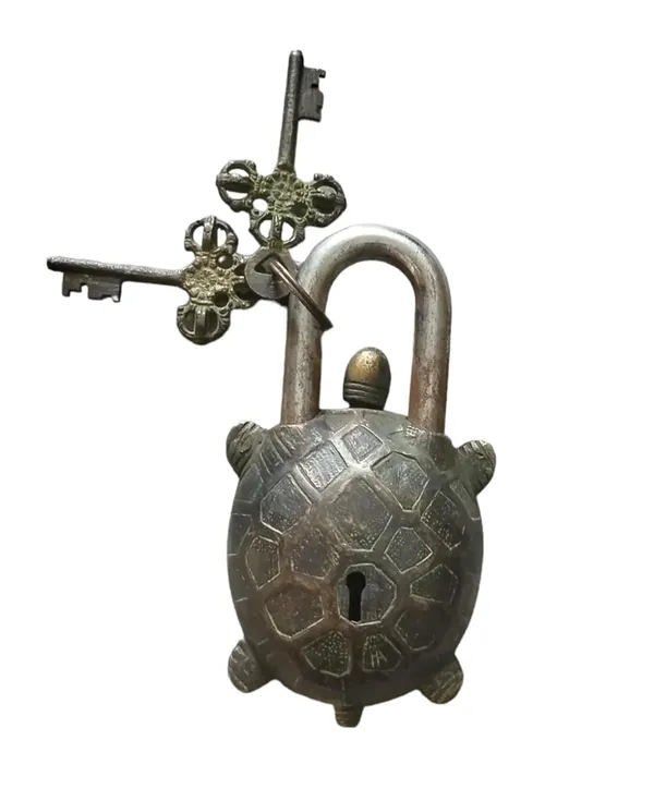 Antique_Finish_Tortoise_Padlock