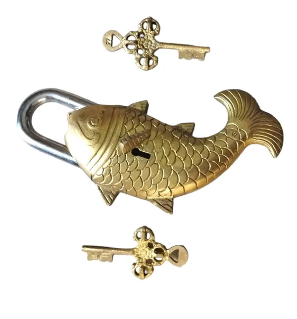Fish_Padlock_With_Keys