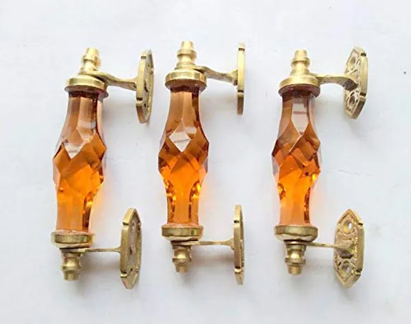 Crystal_Cut_Glass_Door_Handle_With_Brass_Mounting