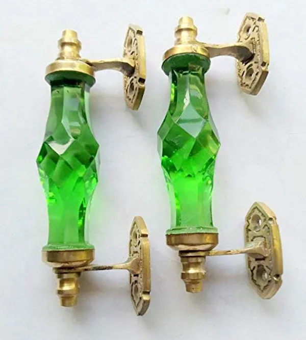 Crystal_Cut_Glass_Door_Handle_With_Brass_Fitting