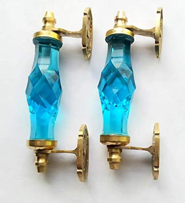 Glass_Door_Handle_With_Brass_Mounting
