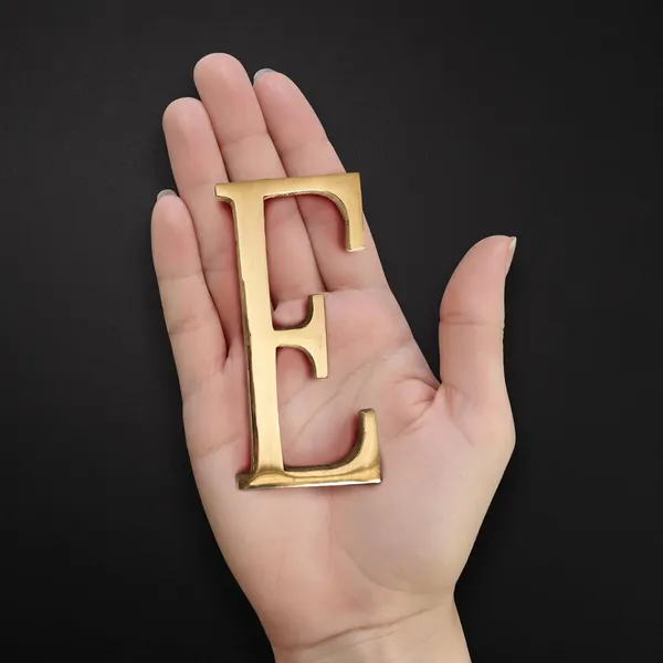 Brass_House_Hotel_Door_Letter_E_House_Alphabet_Letters_Personalised_Headings_And_Home_Decor_Projects_100_Mm_4_Inch