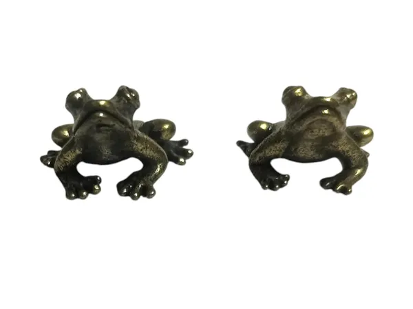 Brass_Frog_Statue