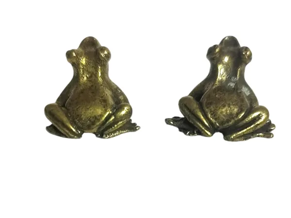 Brass_Frog_Statue