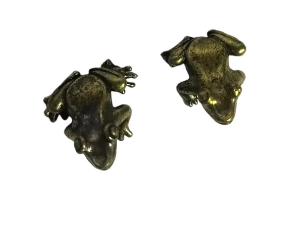 Brass_Frog_Statue